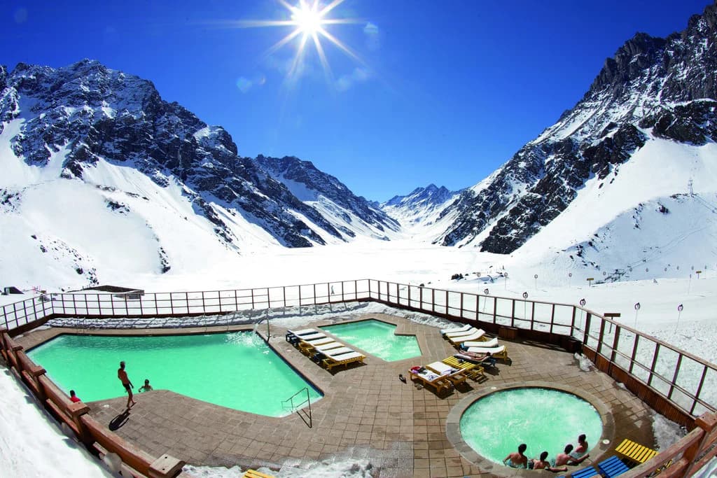Portillo y Laguna del Inca